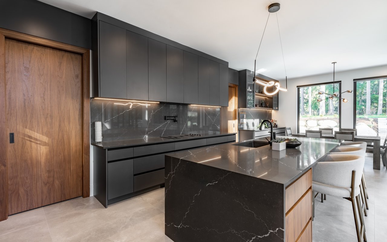 Planning To Sell Your Home This Year? Here's Why You Should Work With A Real Estate Agent