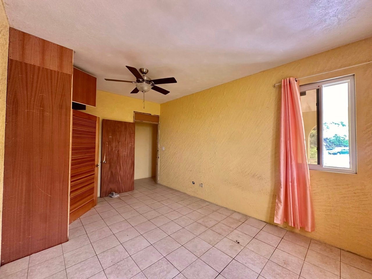 1085 Greenland 2 Bedroom Apartment