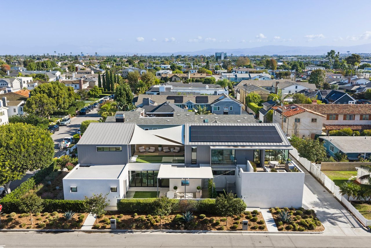 2320 Clay Street