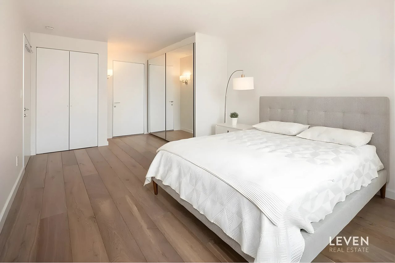 322 West 57th Street #33P2