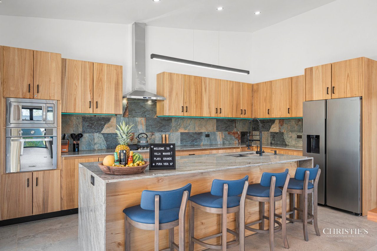 Villa Wahoo a Stunning Beachside Retreat 