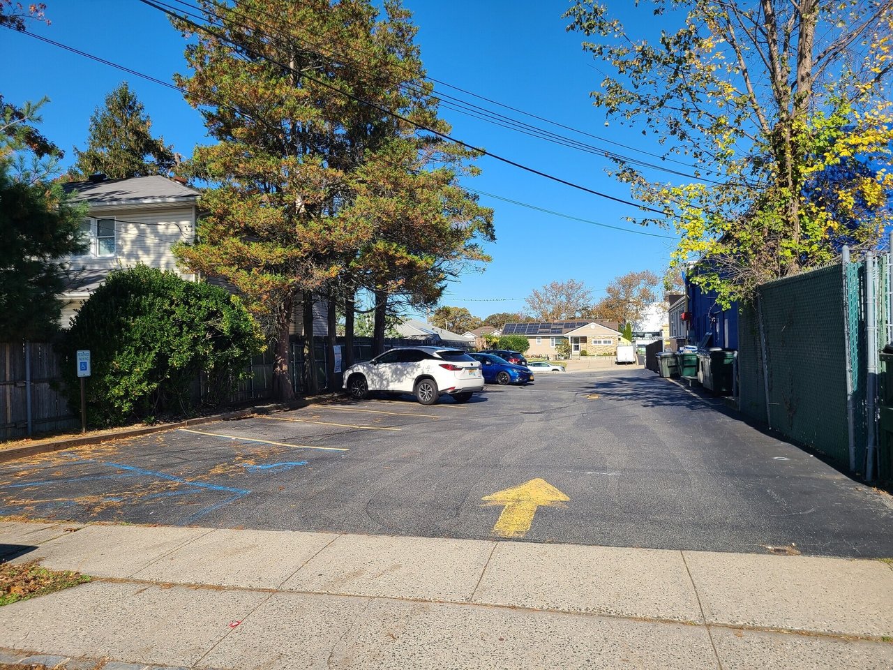 1079-1083 Willis Ave