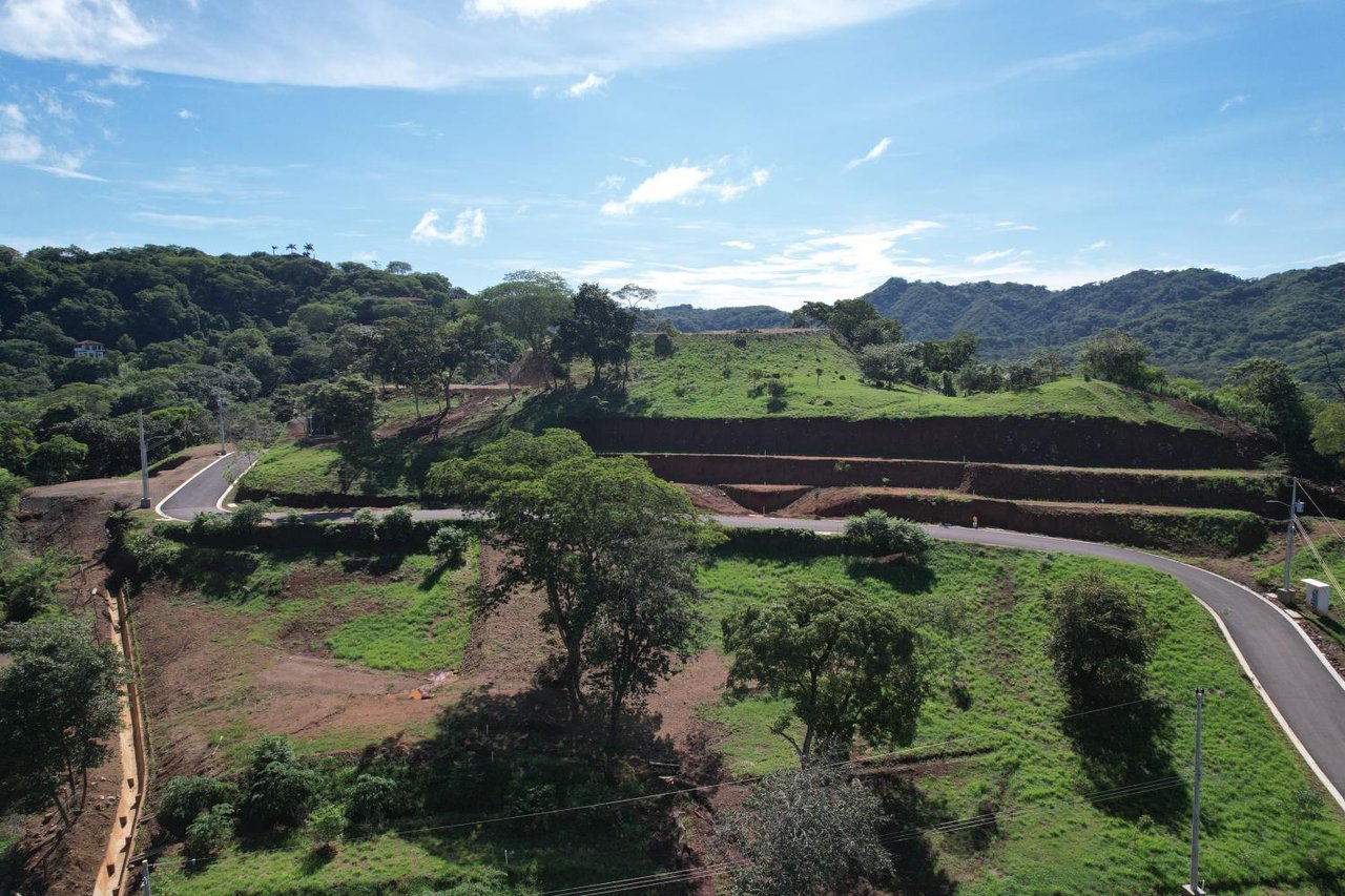 Alma Verde Lot #21 | Prime 846 m² Lot in Alma Verde – Gated Community Just Minutes from Tamarindo & Playa Flamingo