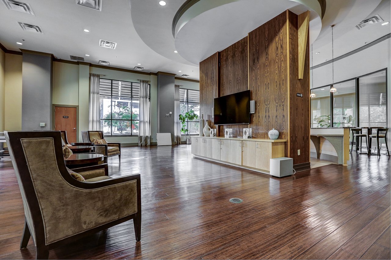 3040 Peachtree Road Unit 1003