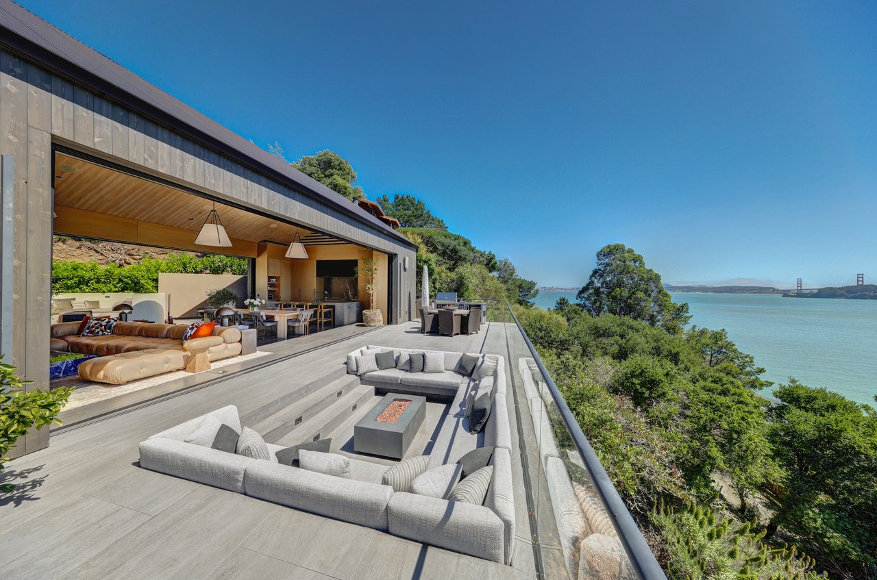 Stylish and Chic - Completed in 2024