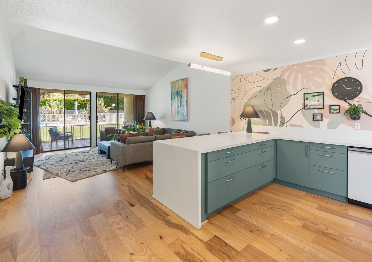 1041 S La Verne Way