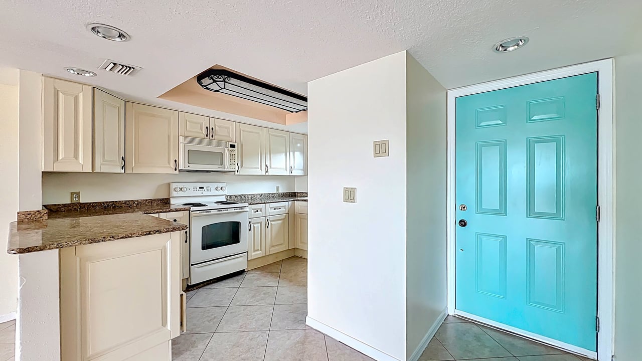 Winter Park Lakefront Townhome