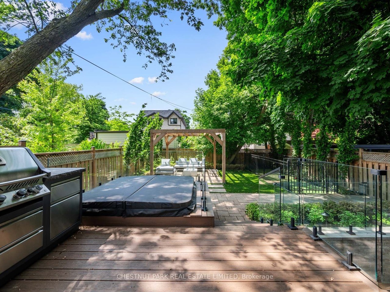50 Southvale Dr