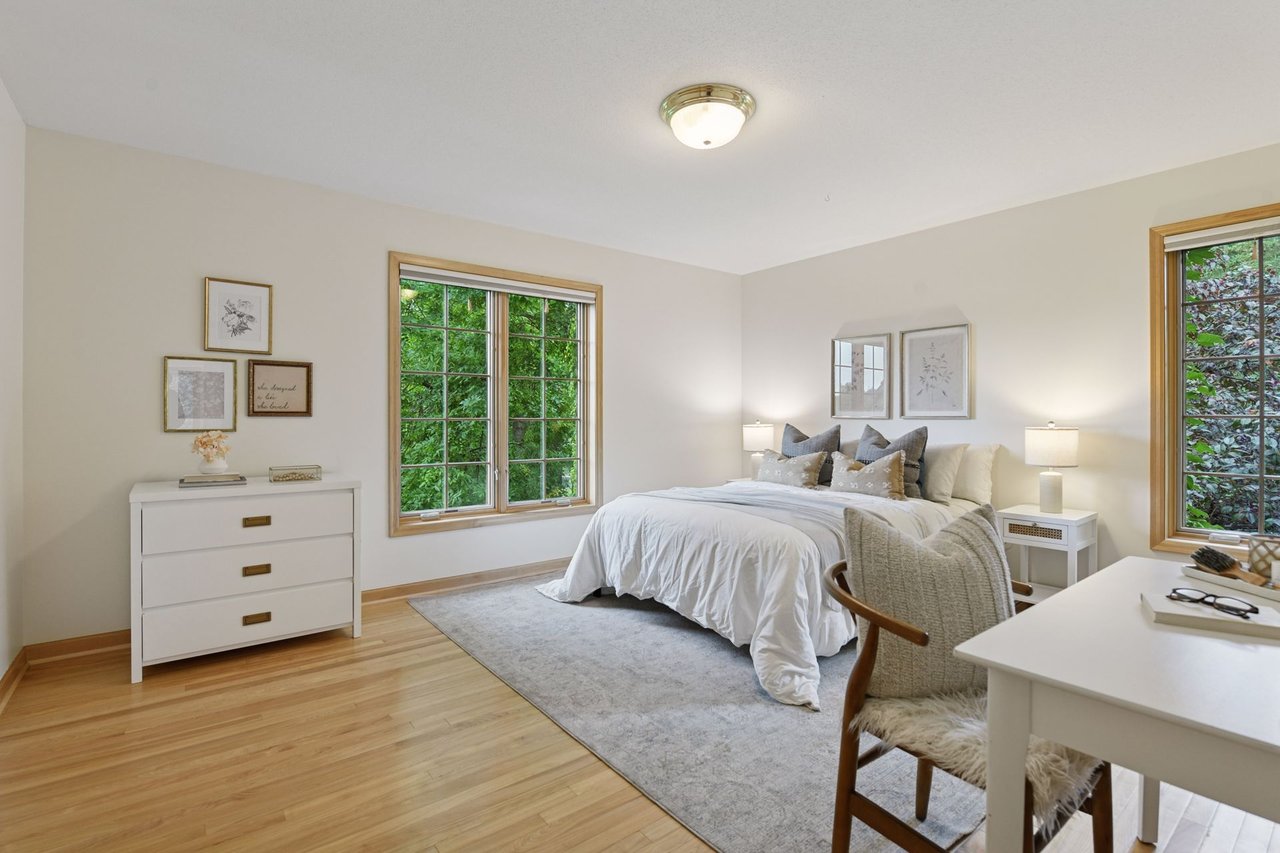 2487 Crowne Hill Road, Minnetonka