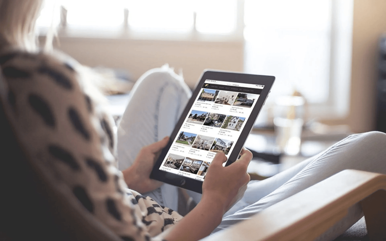 Home Listings Suddenly Jump as Sellers Worry They May Miss Out on the Red-Hot Housing Market