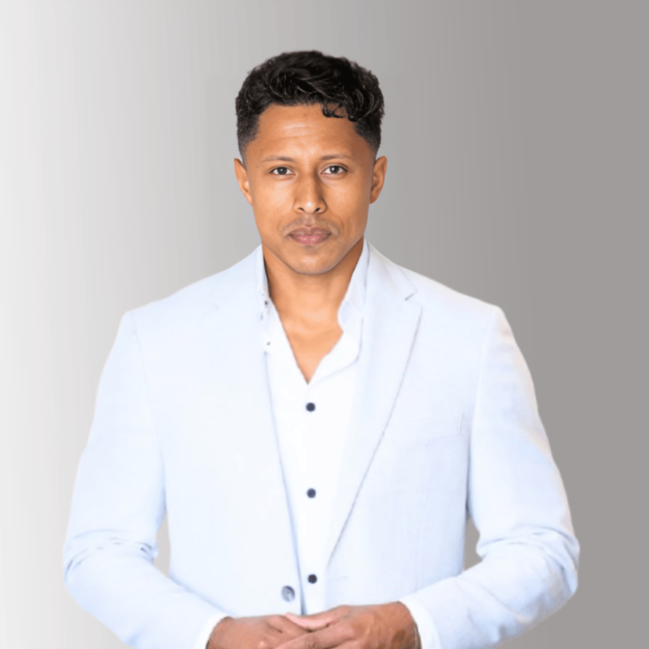 Yalmar Roa Delray Beach, FL Real Estate Agent Headshot