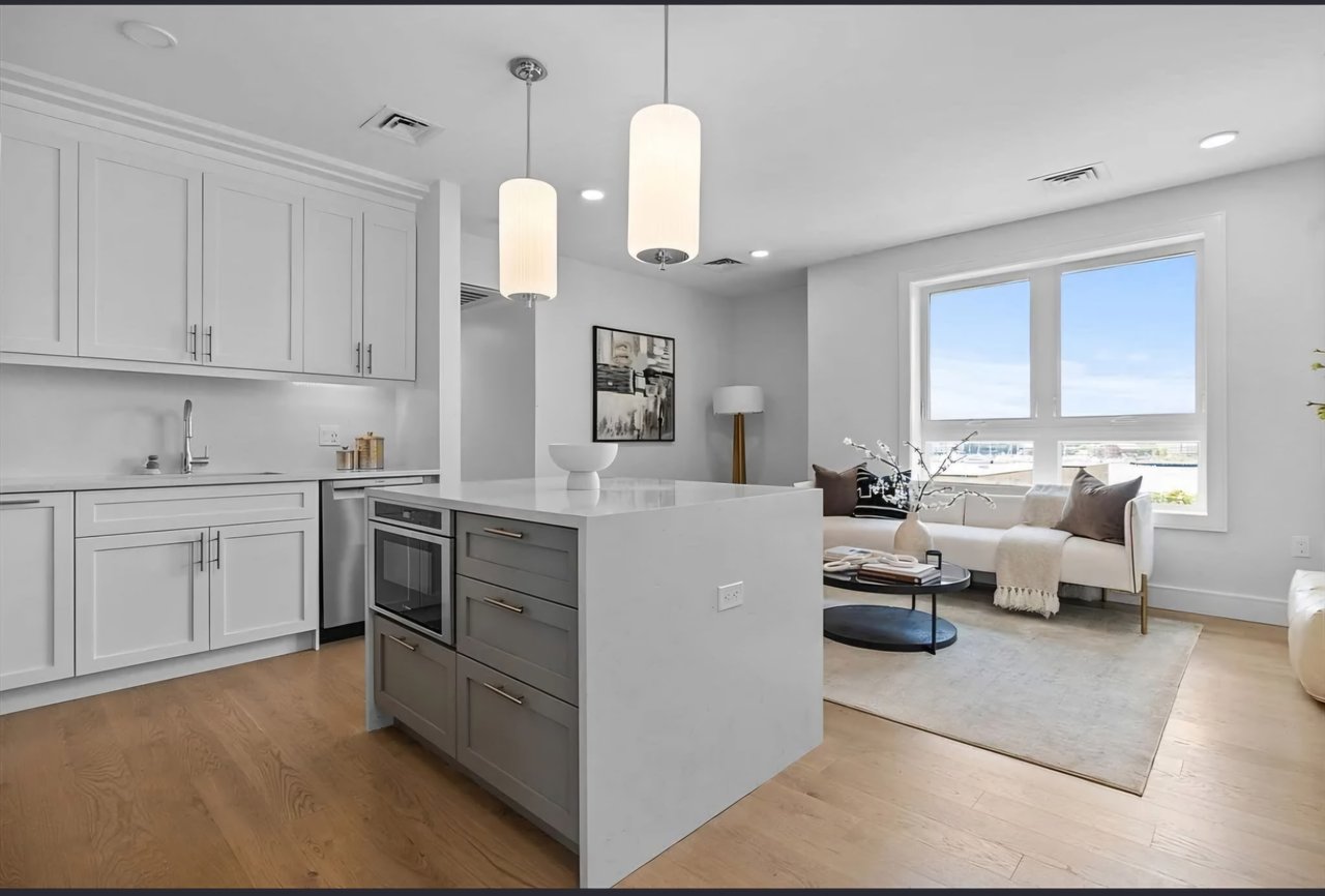 301 Border Street Penthouse