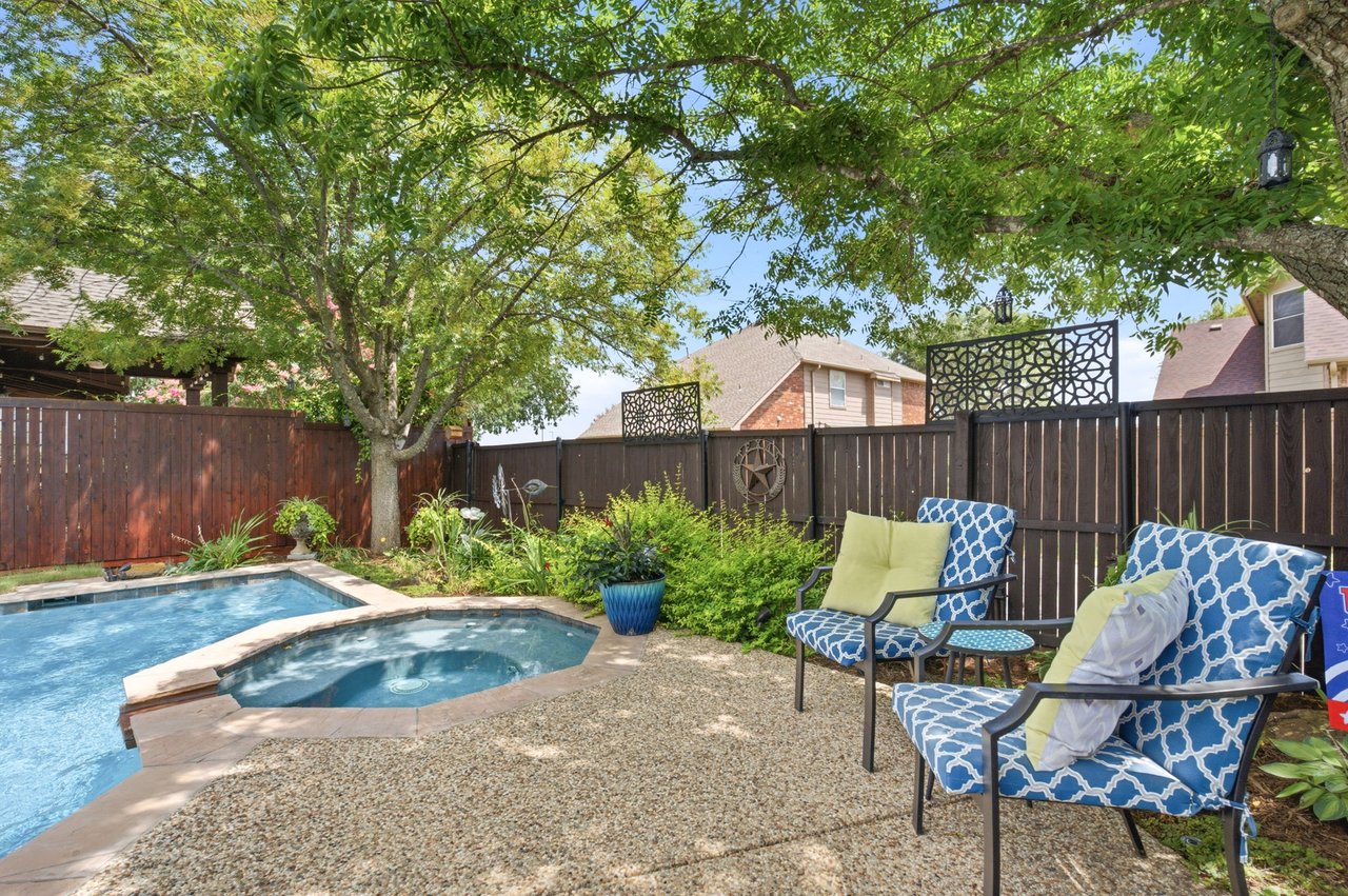 7005 Royal Glen Trail