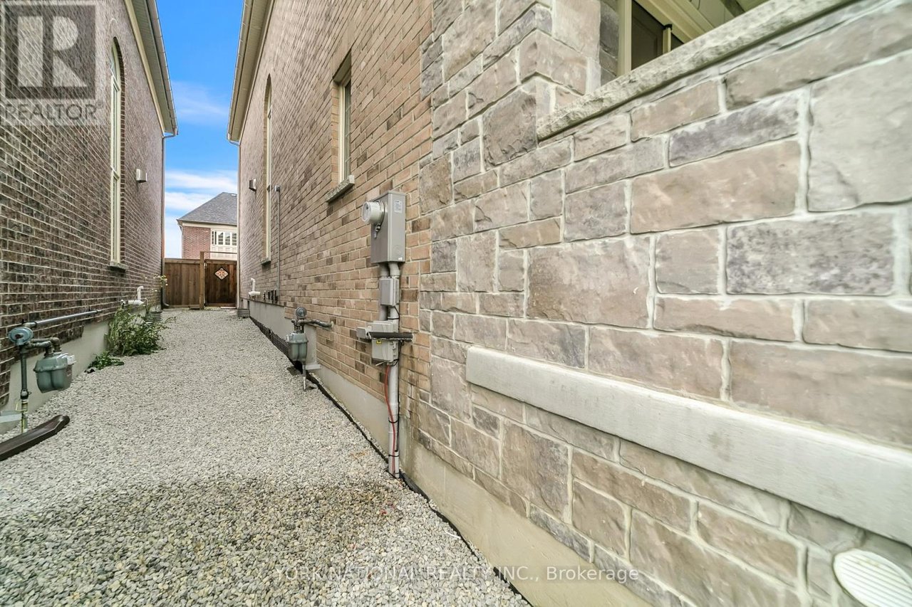 67 Menotti Dr