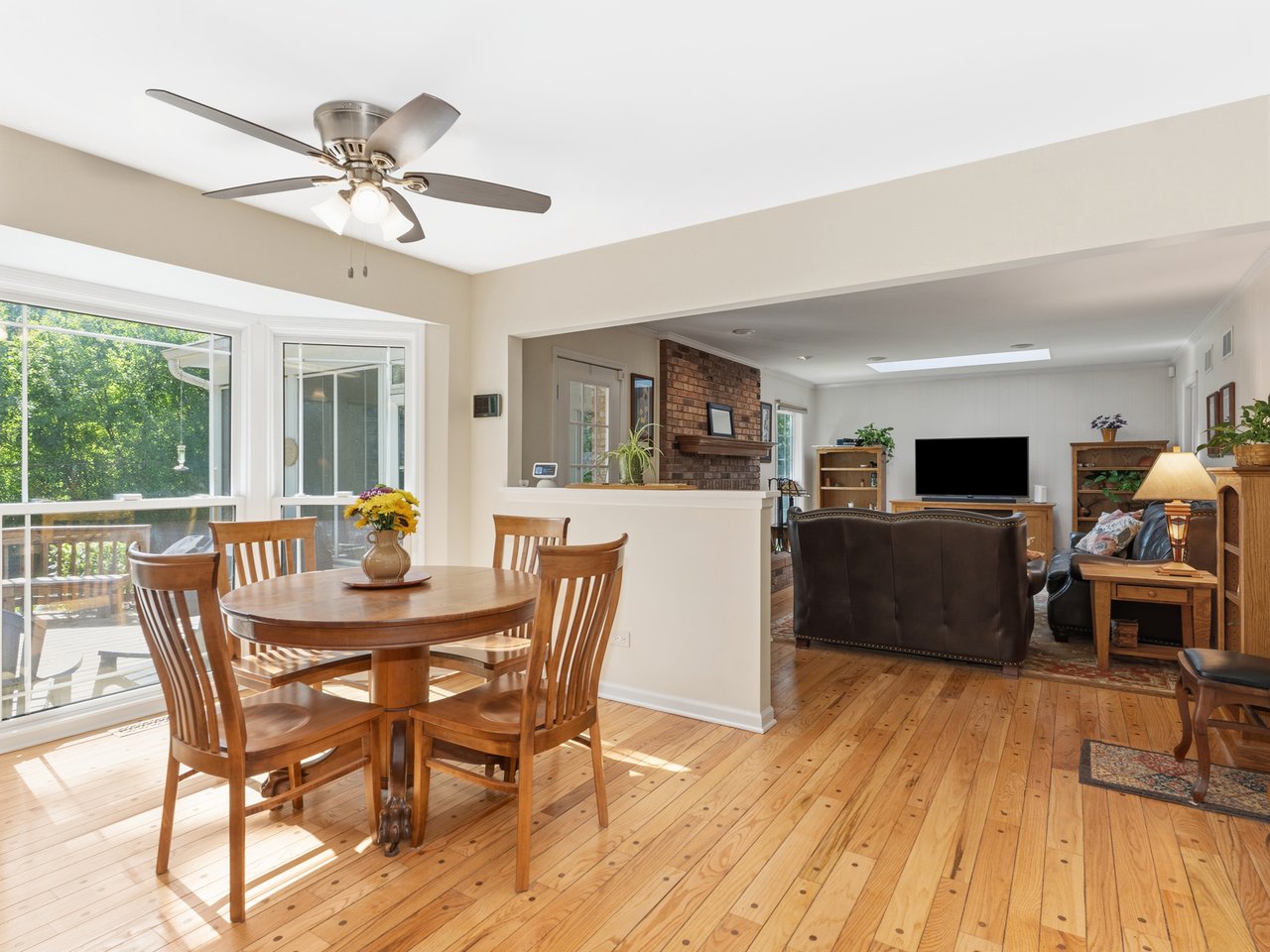 1235  Pin Oak Court