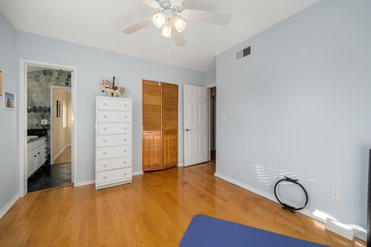 23001 Lita Pl, Woodland Hills, CA 91364