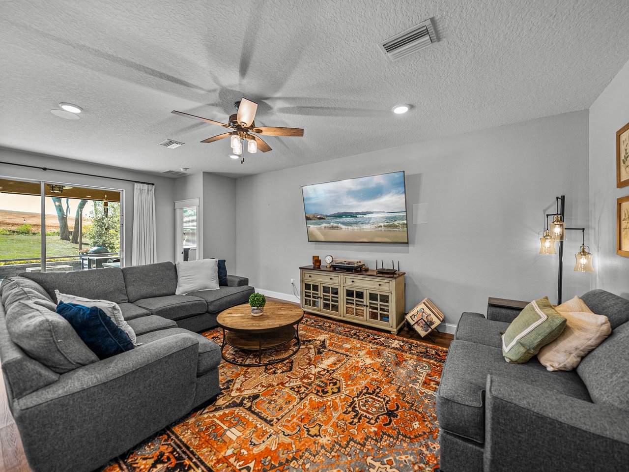 12492 EASTPOINTE DR