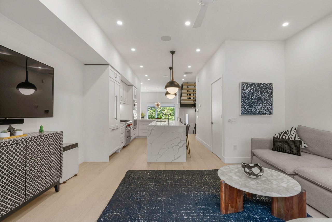 114 N Croskey St, Philadelphia, PA 19103