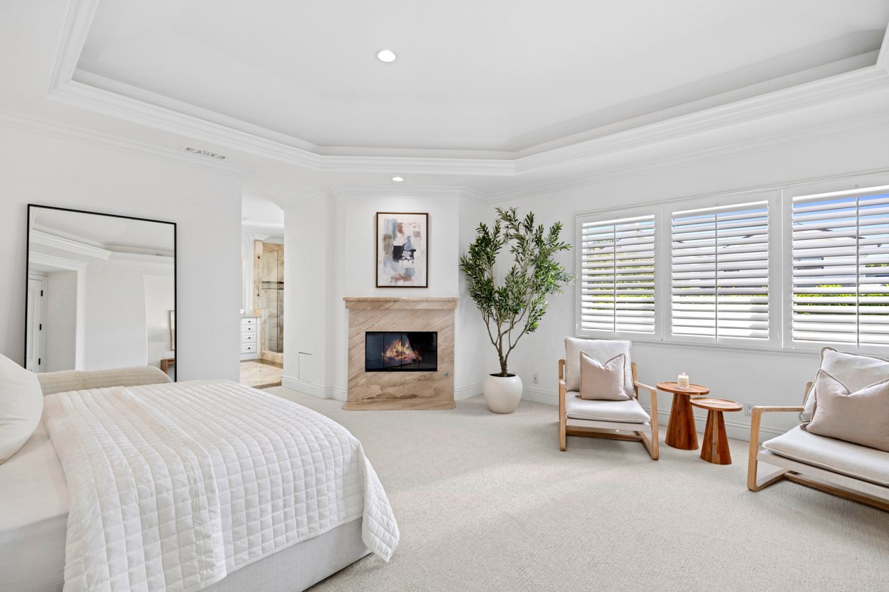 1943 Port Provence Place