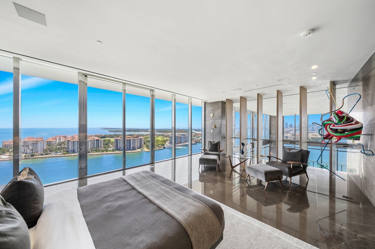 Apogee Penthouse