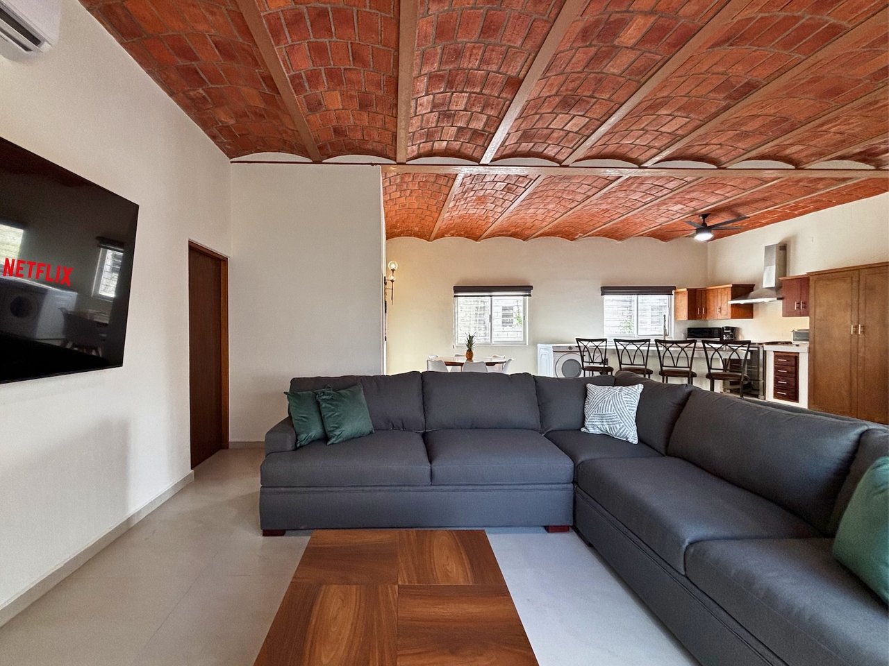 Spacious, Safe & Private - Golden Zone 2 Bed Oasis with Private Pool 👙