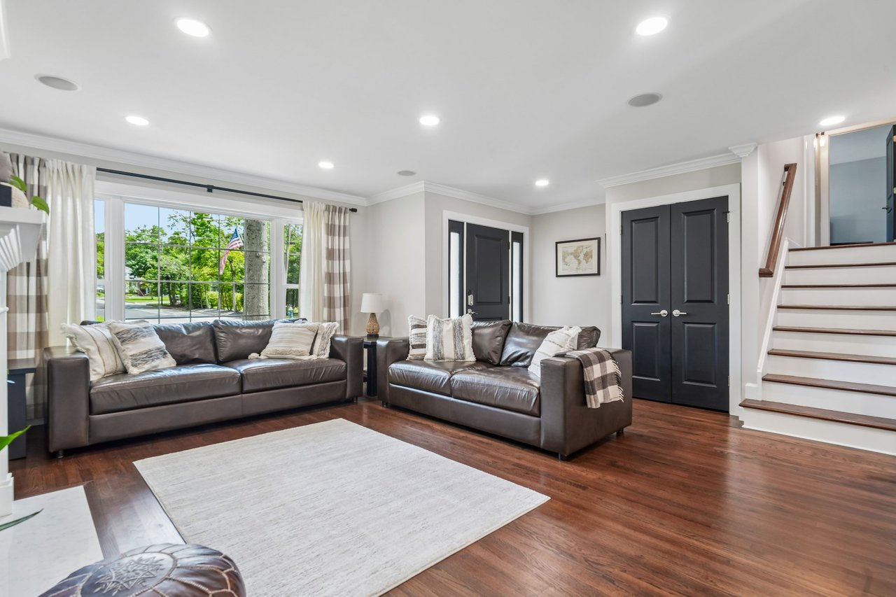 25 Ascot Way, Summit, NJ 07901