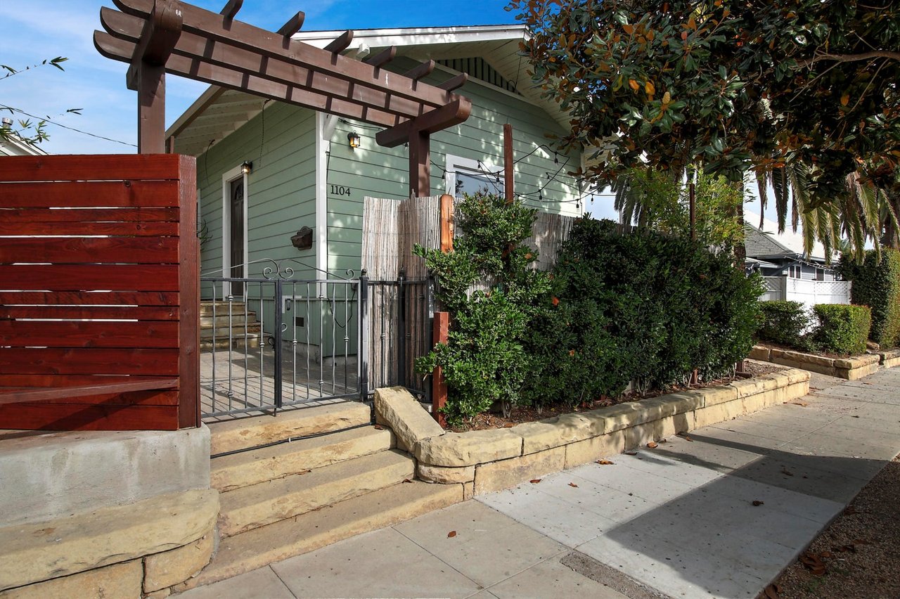 1104 Castillo St