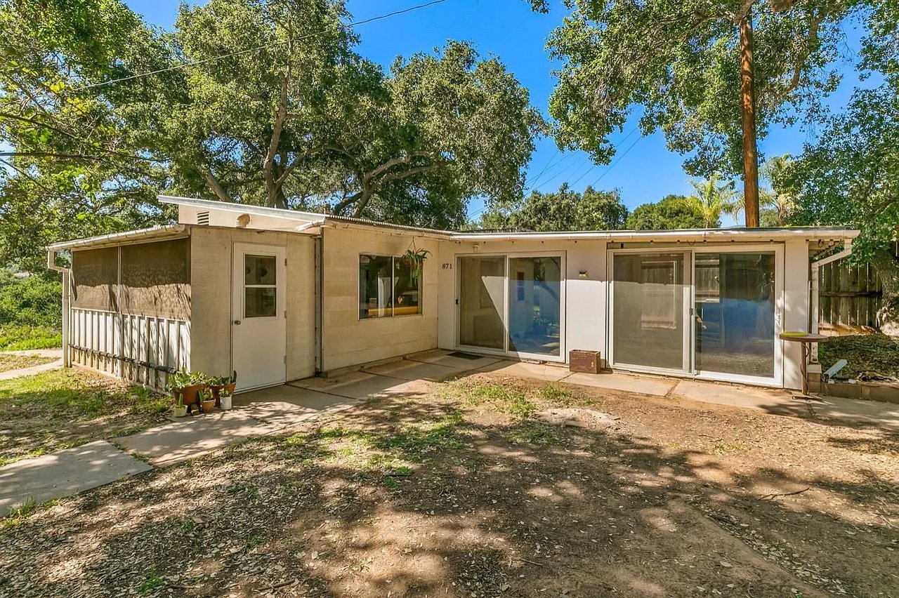 871 S. La Luna Ave
