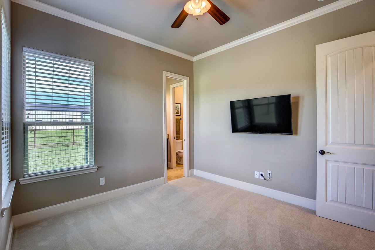 552 Horseshoe Bend