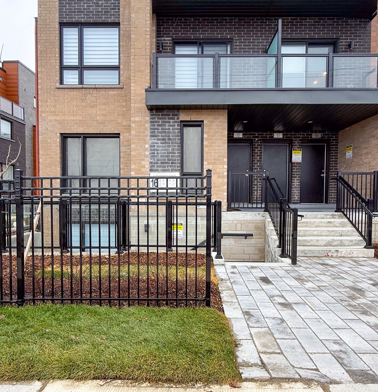 16 Lytham Green Circle