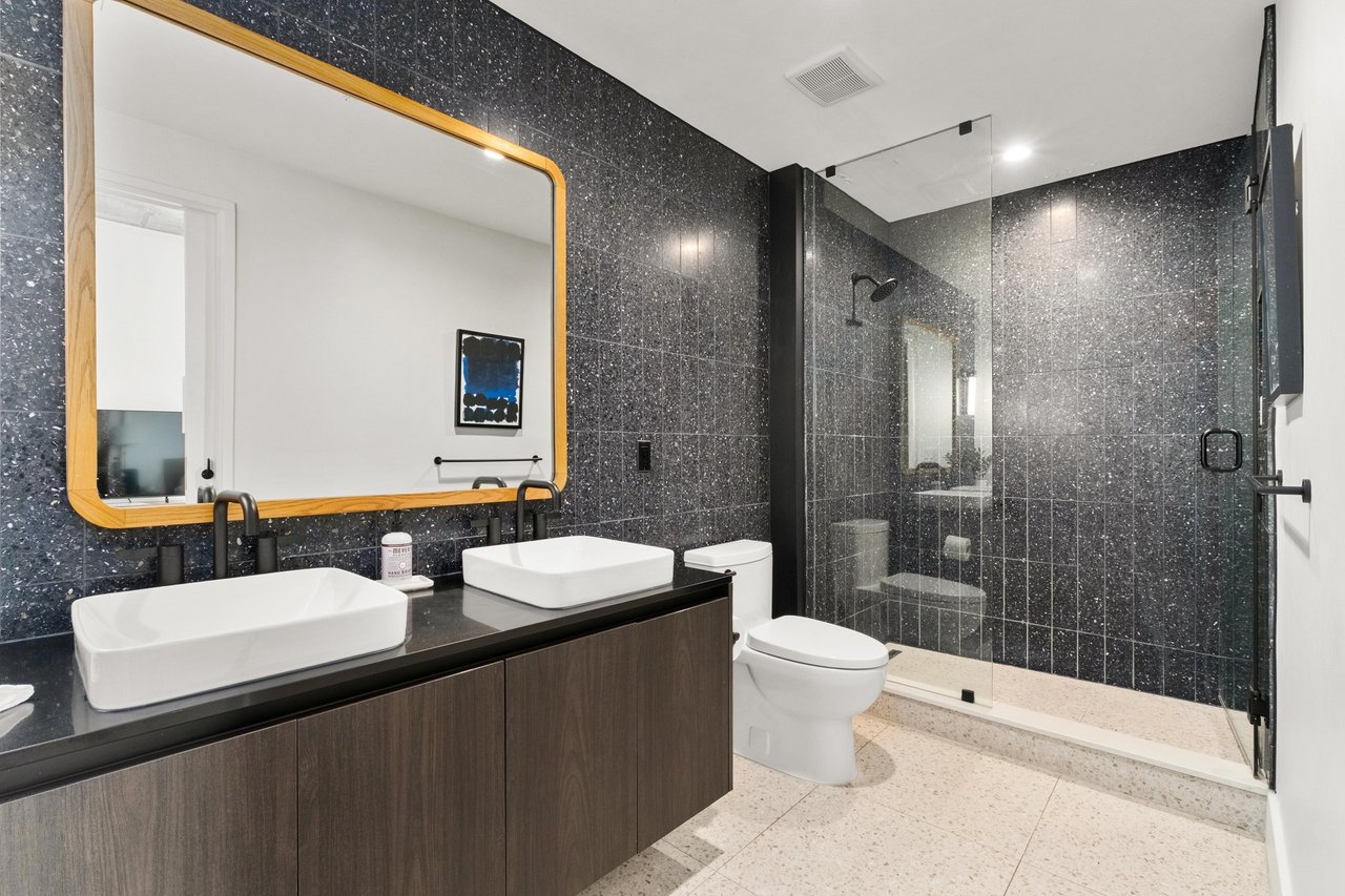 48 East Avenue #1310