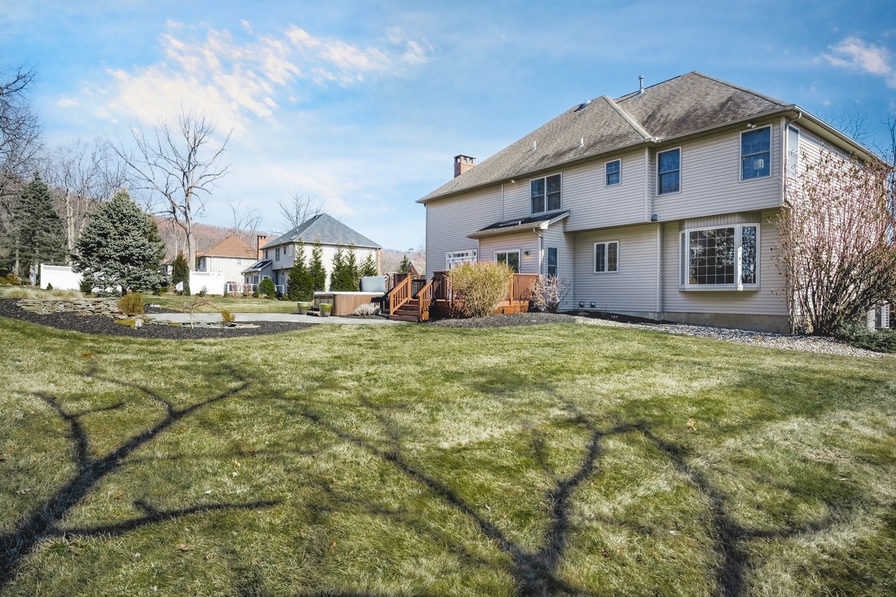 2098 Fieldstone Drive