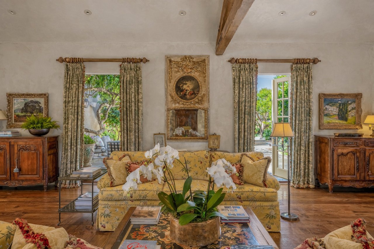 Mills Lane, St. Helena