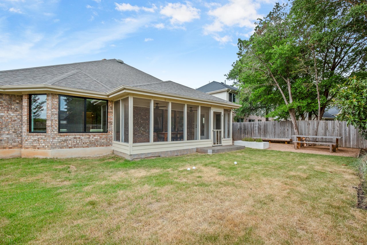 5604 TRELAWNEY Ln, Austin, Texas 78739