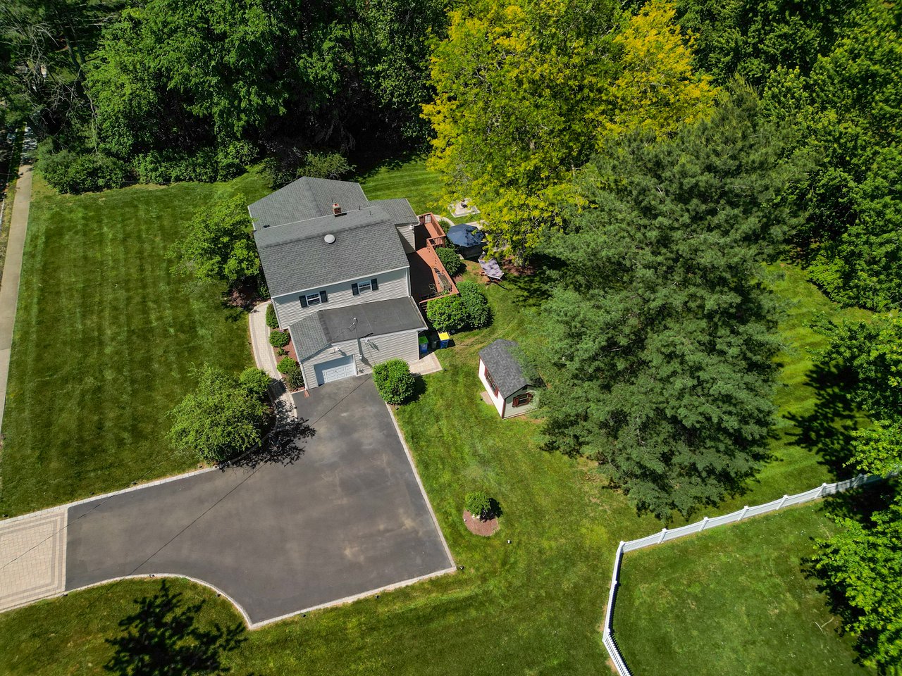 9 Lexington Rd