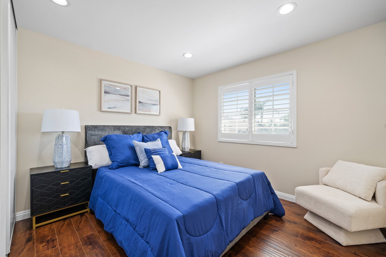 11344 Sunrise Court
