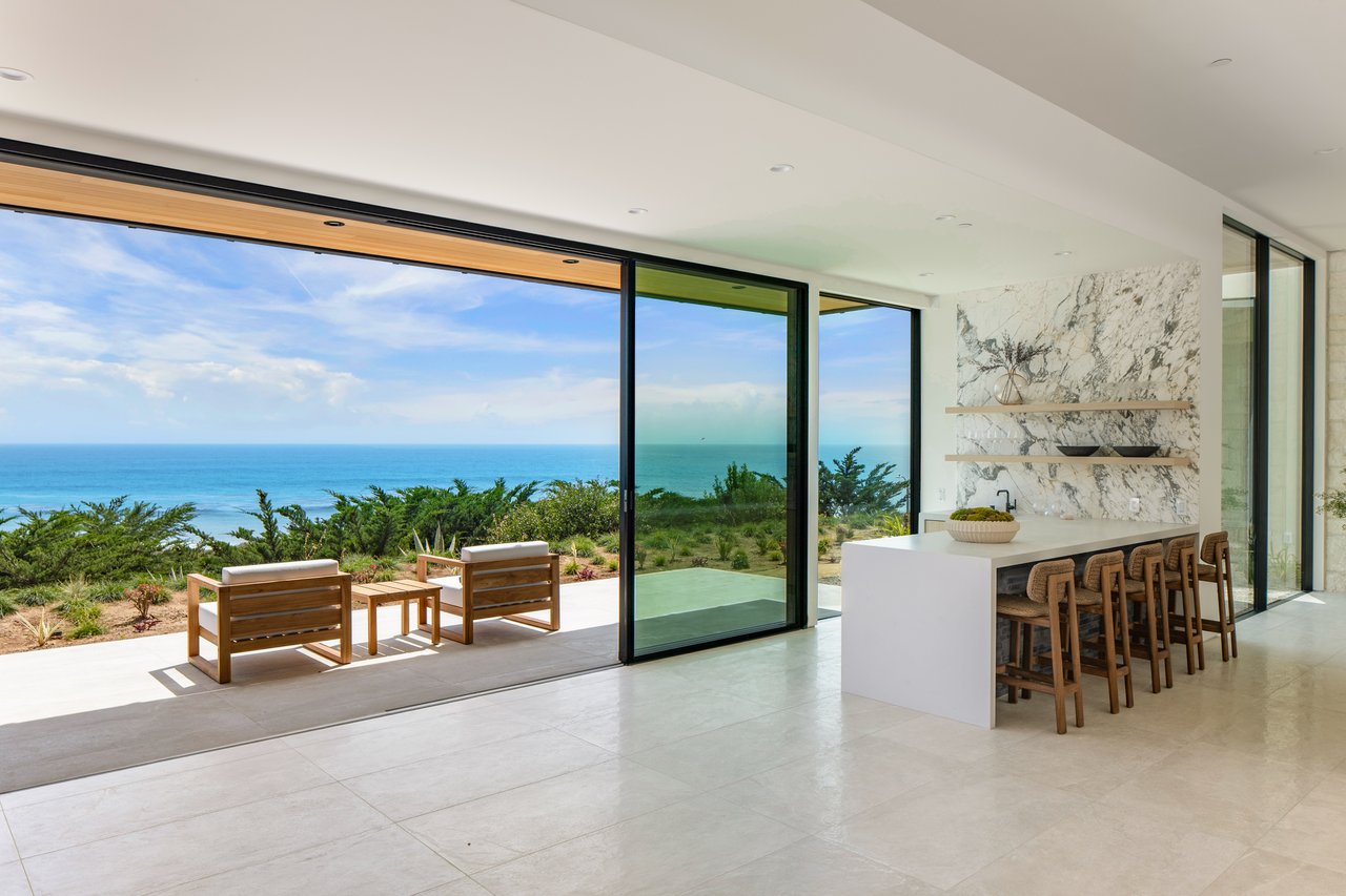 Ellice Street, Malibu