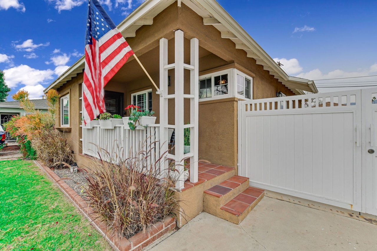 1481 Bonita Avenue