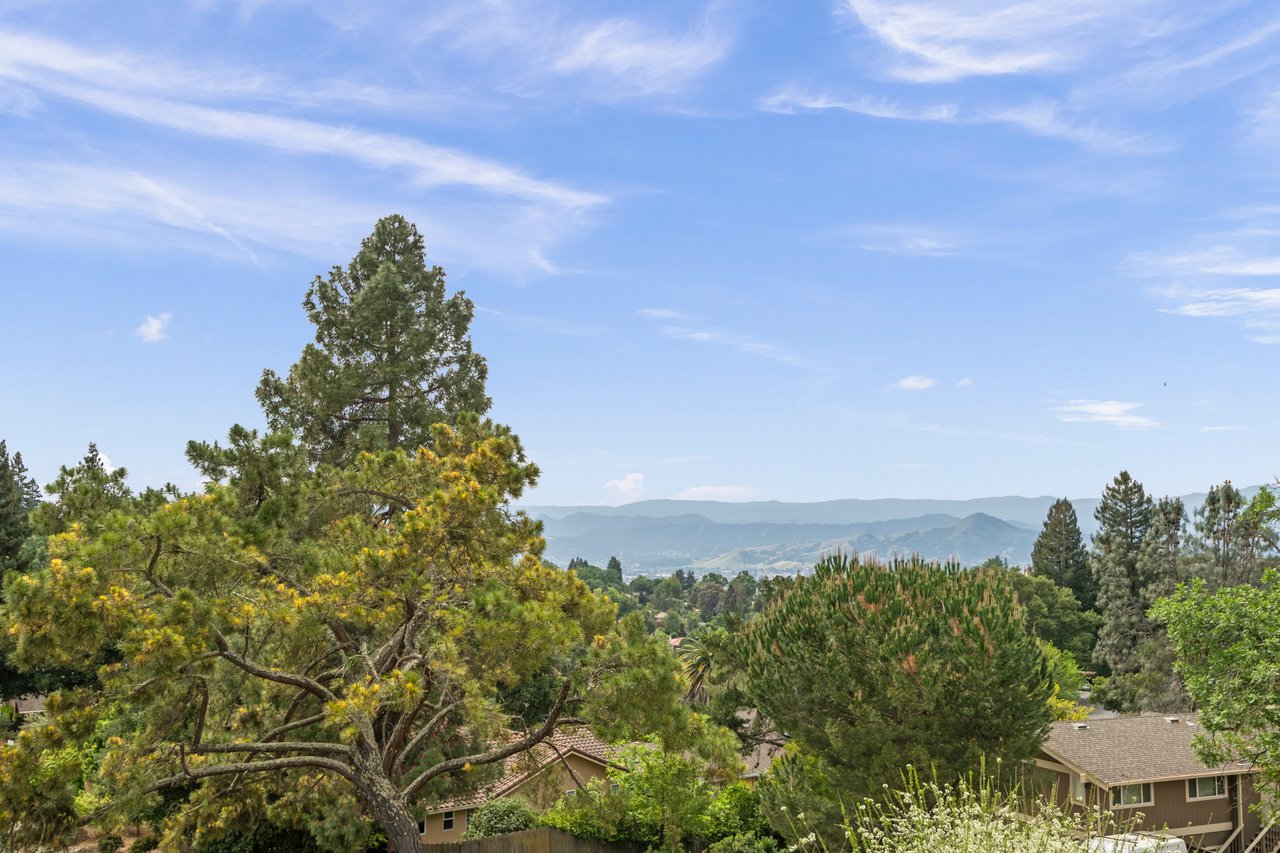 15855 Jackson Oaks Drive