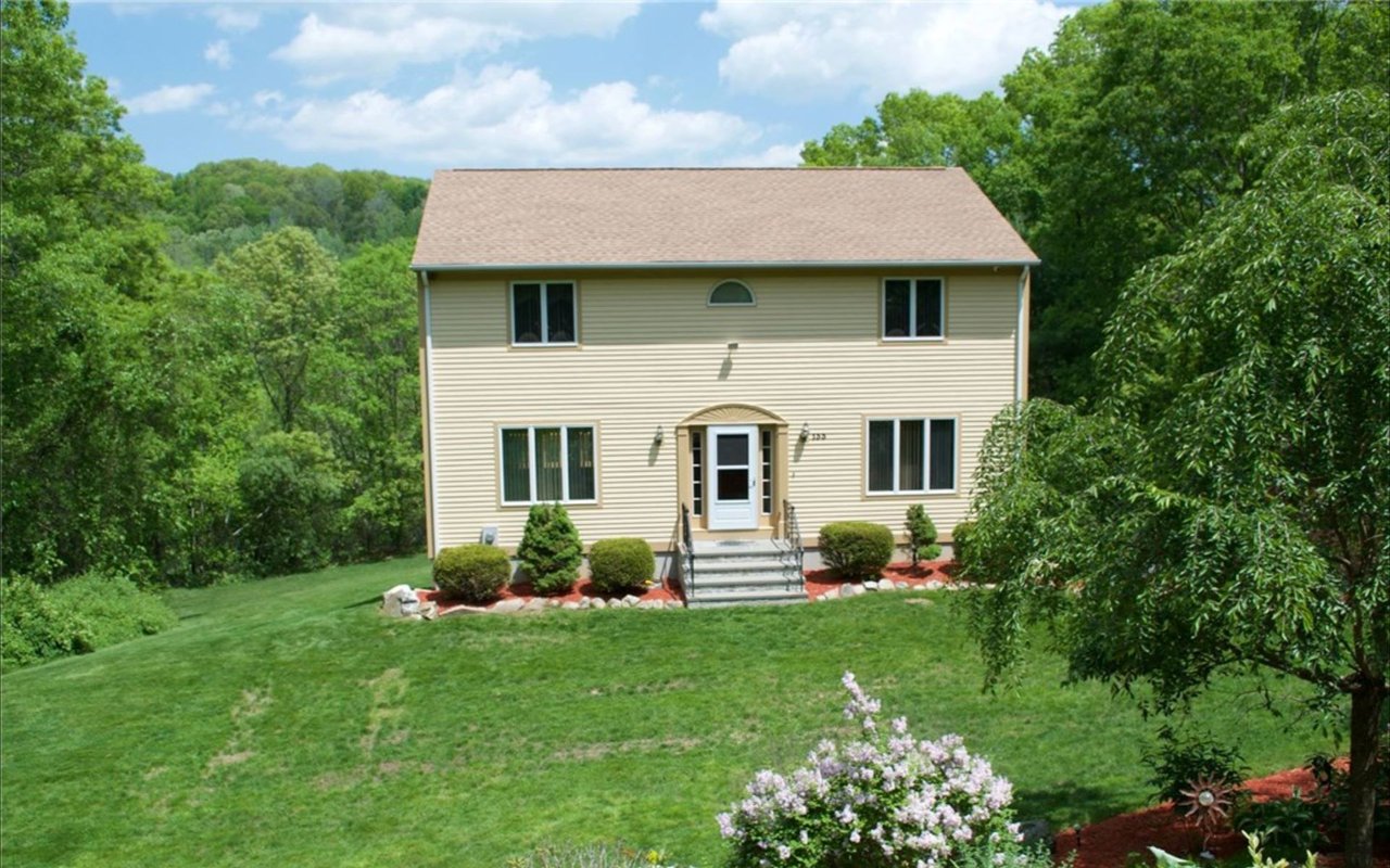 133 Main St