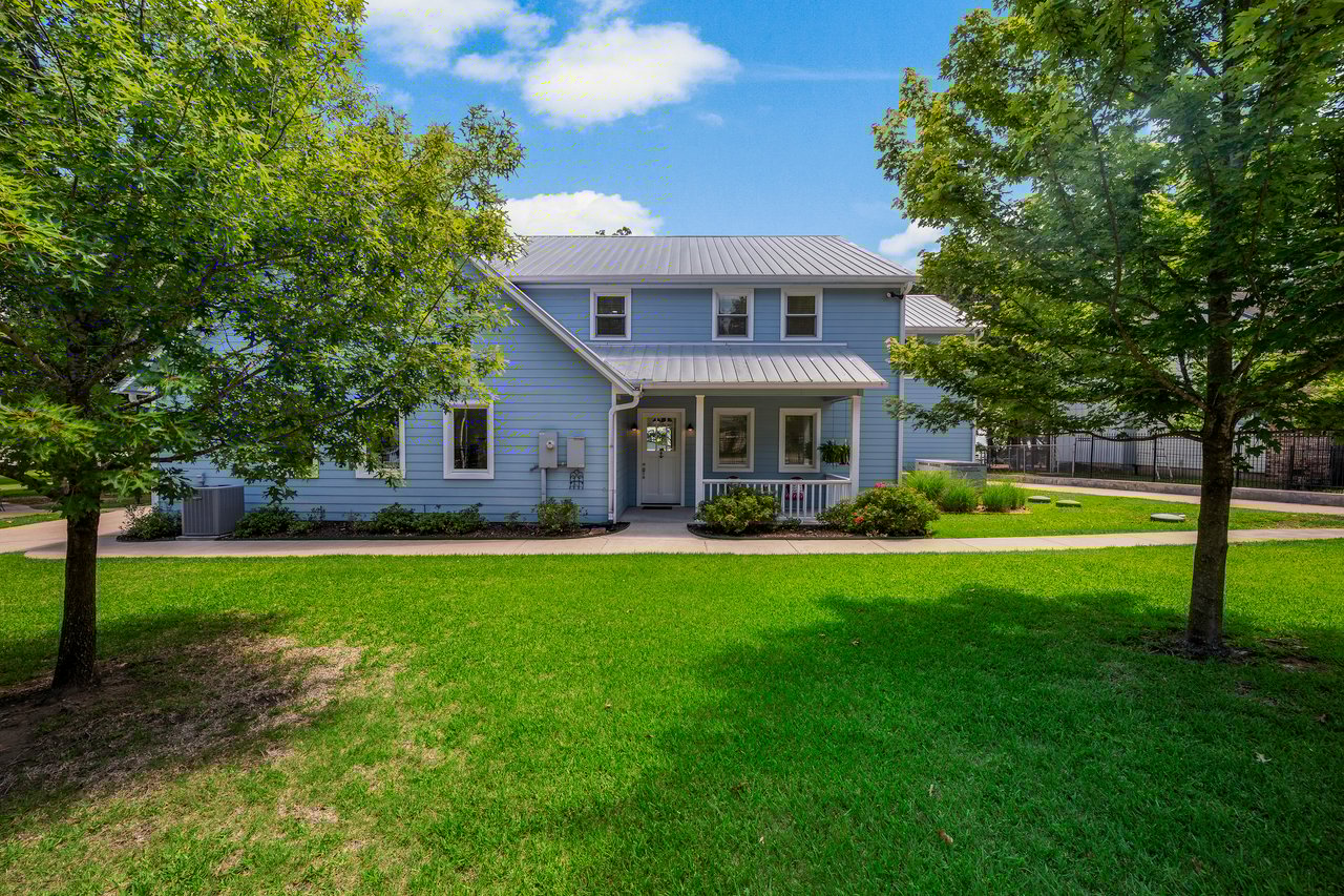 Lakefront Luxury