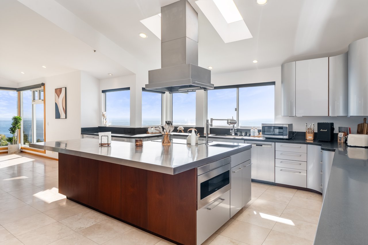 Casa Bianca by Oraklus