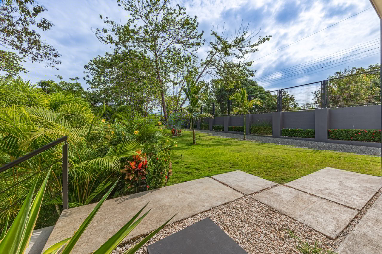 Casa Palma – Brand New Luxury 4BR/4.5BA Home with Stunning Sunset Views in Quepos