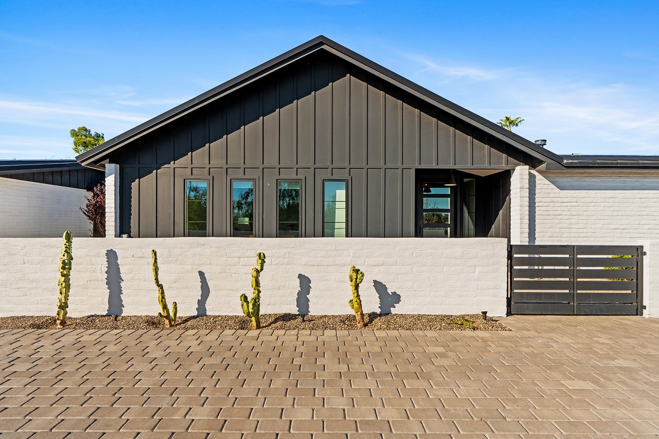 3842 E SAN MIGUEL Avenue, Paradise Valley