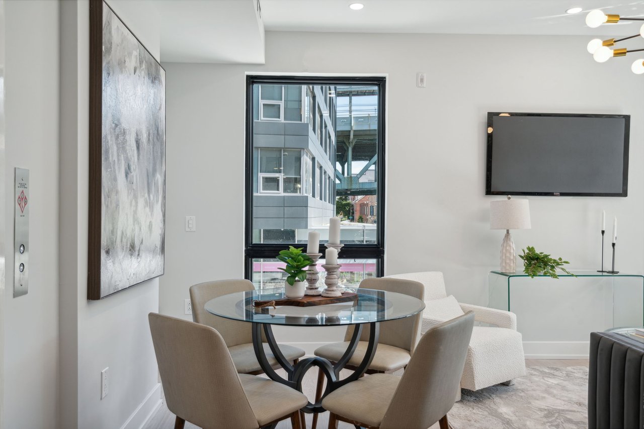 160-64 N 2nd St #201, Philadelphia, PA 19106