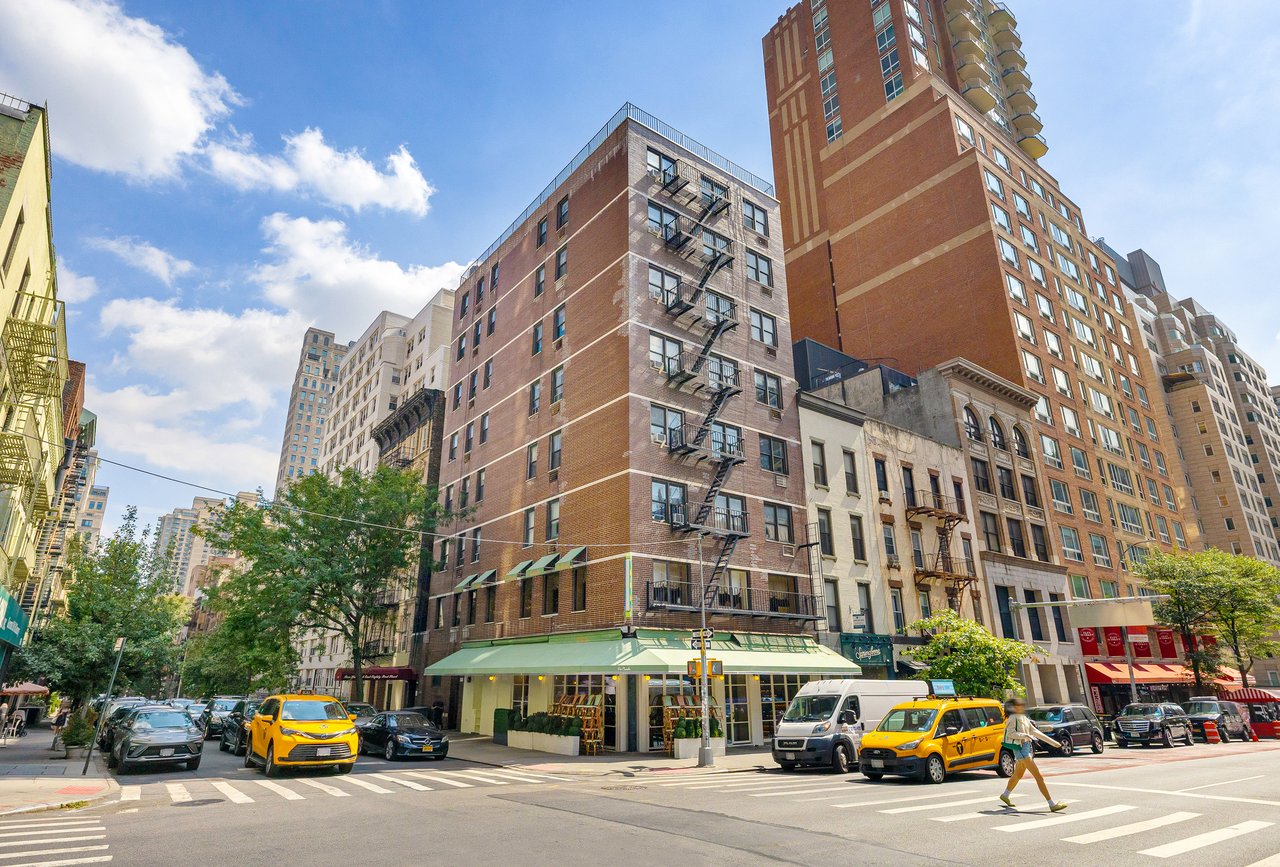 200 East 81st Street
