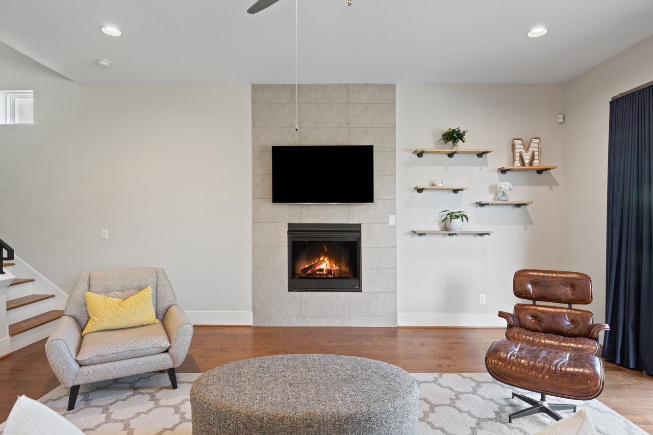 16208 Sydney Carol Ln