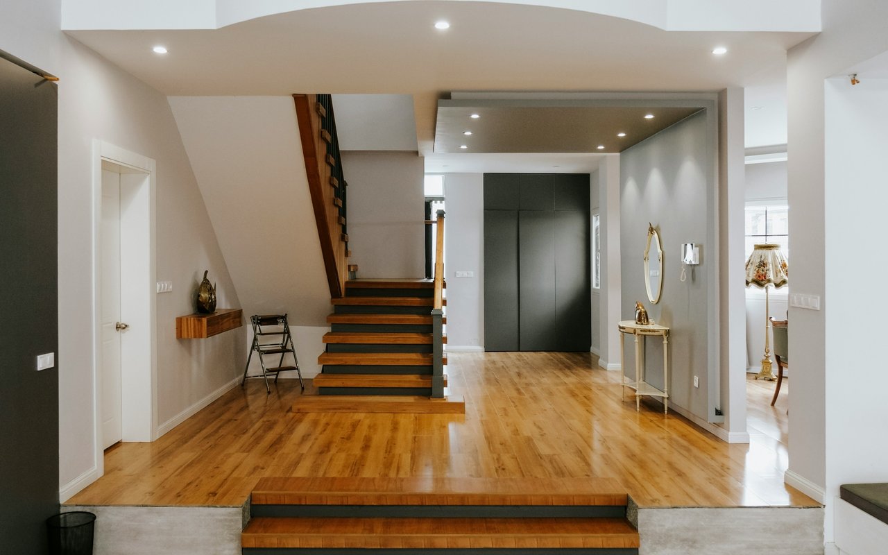 Step It Up: 5 Ways to Update Your Stairs
