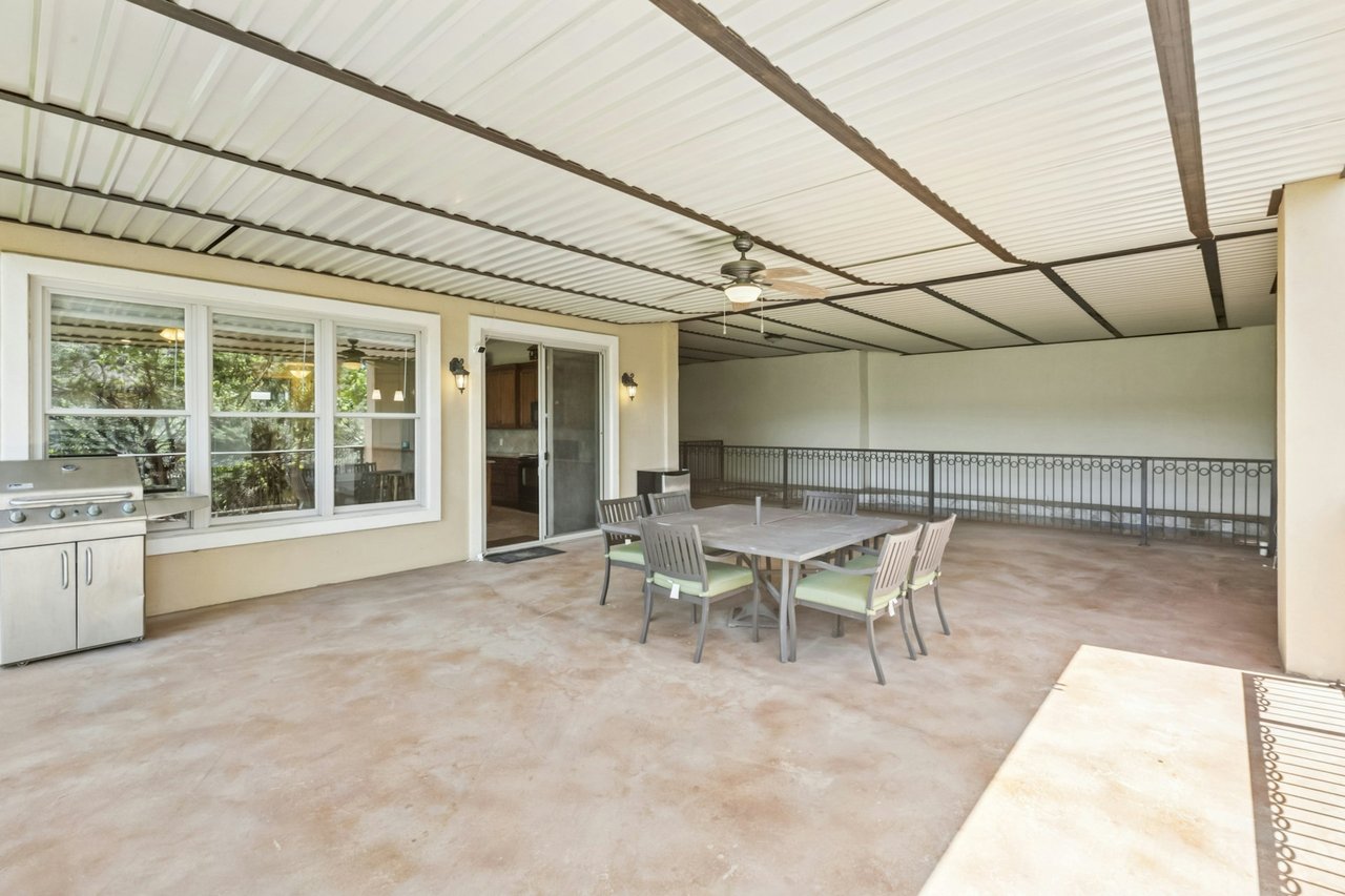 Pre-MLS Open House This Saturday 2-5PM!