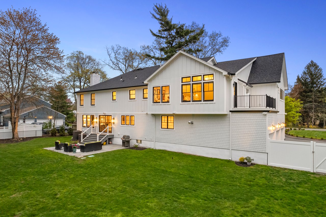 Just Listed: Designer 6BR Home in Coveted Hartshorn Section of Short Hills